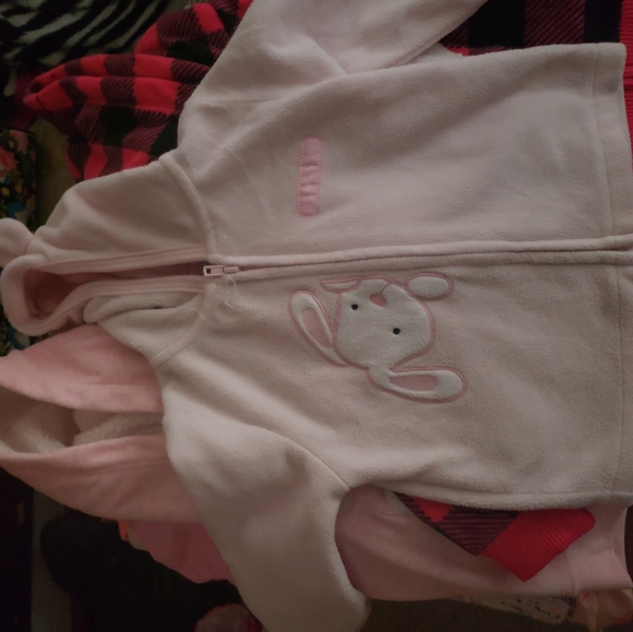 Baby girl clothing bundle newborn to 12 month. Includes bibs, hats, and socks - Picture 7 of 15